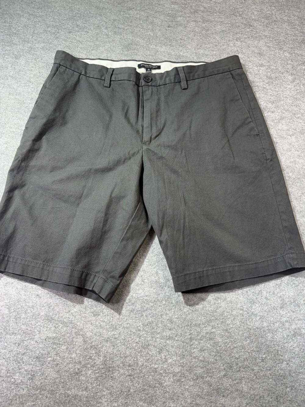 Banana Republic Aiden Short Size 35 Chino Bundle